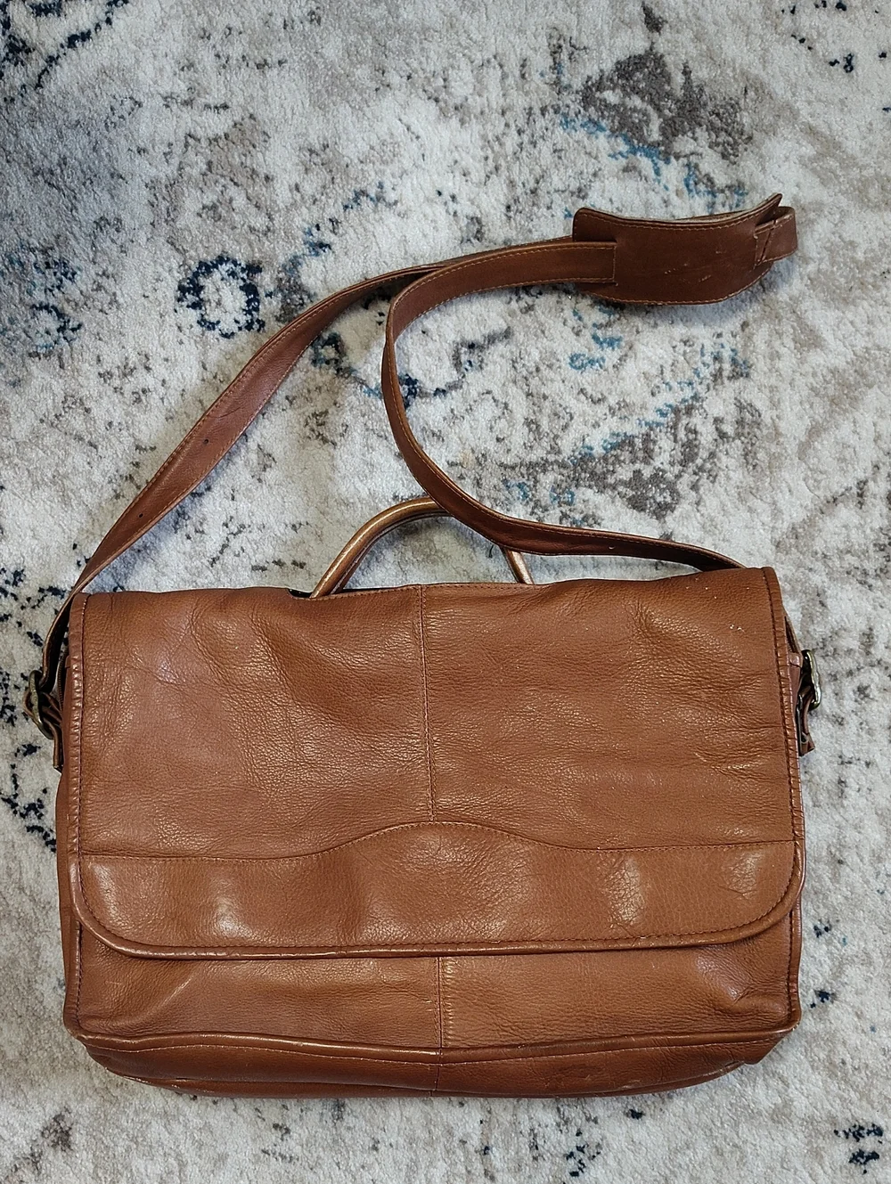 Leather Messenger Bag in Cognac